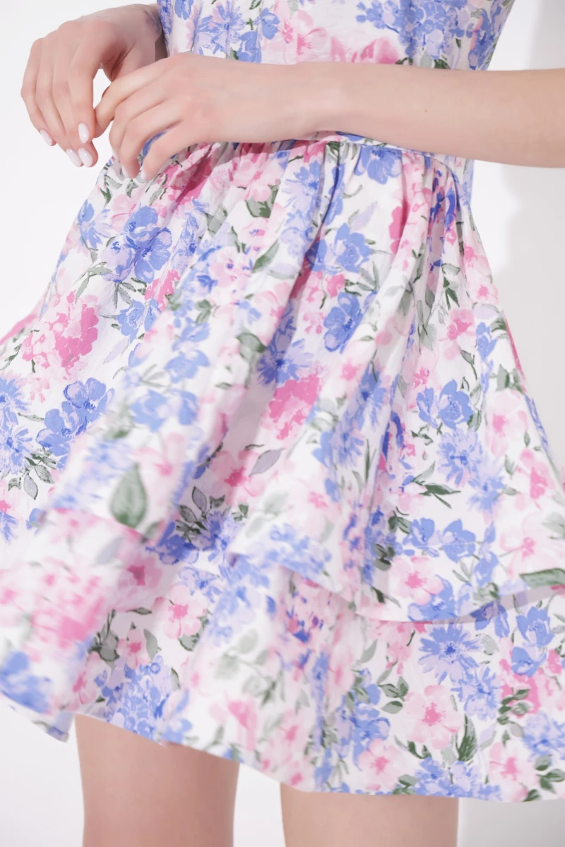 Mini dress with pink flowers print on milk background