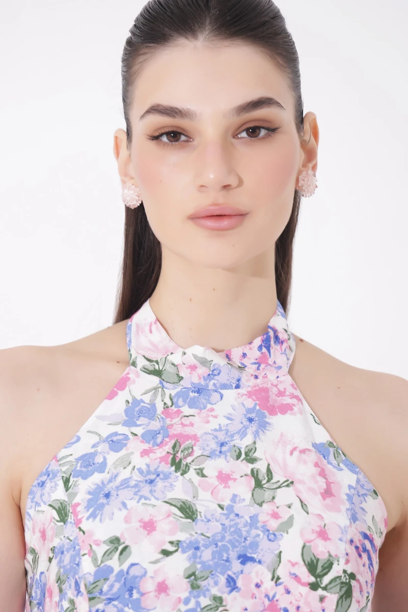 Mini dress with pink flowers print on milk background