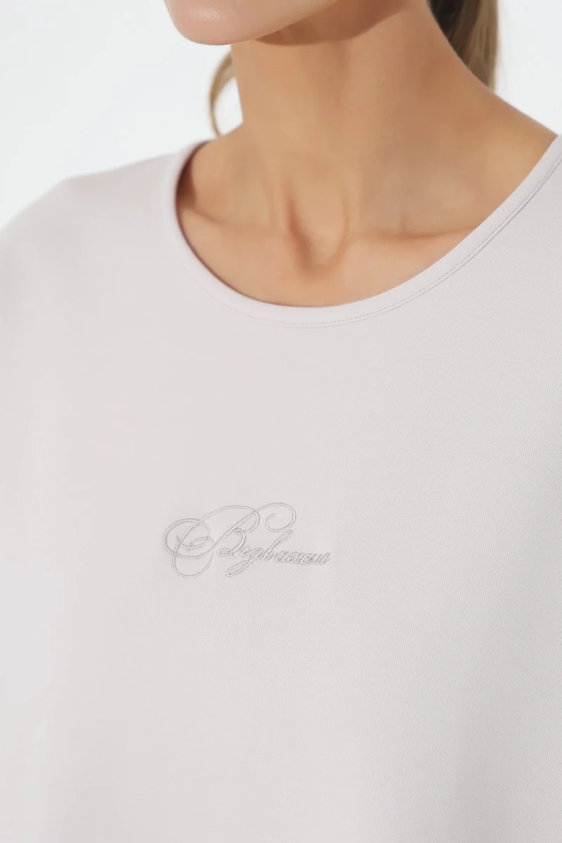 Oversized beige T-shirt