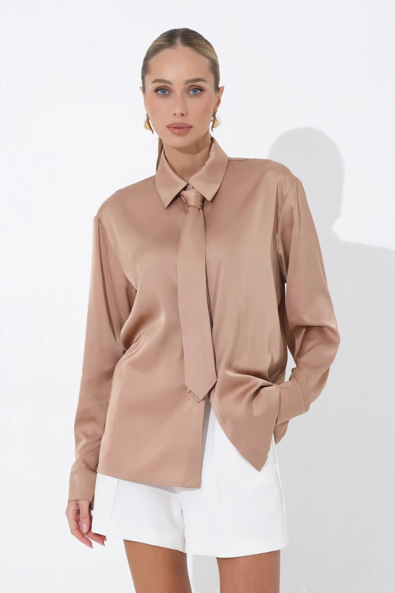 Blouse with tie camel