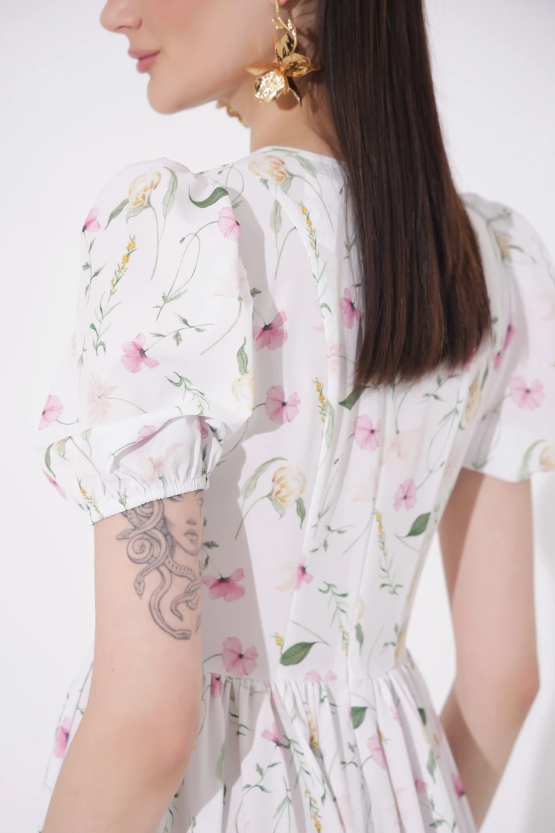 Midi dress with corset insert floral print on milky 