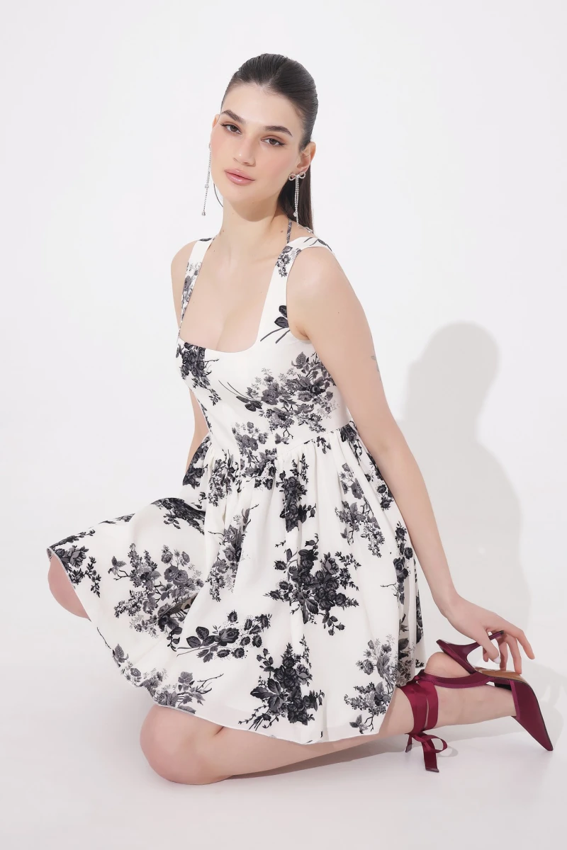 Mini sundress with black roses print on milky 