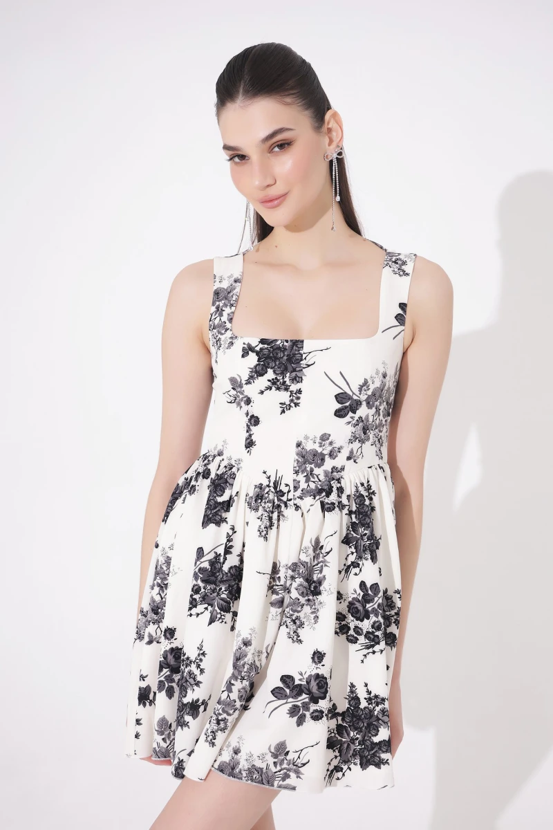Mini sundress with black roses print on milky 