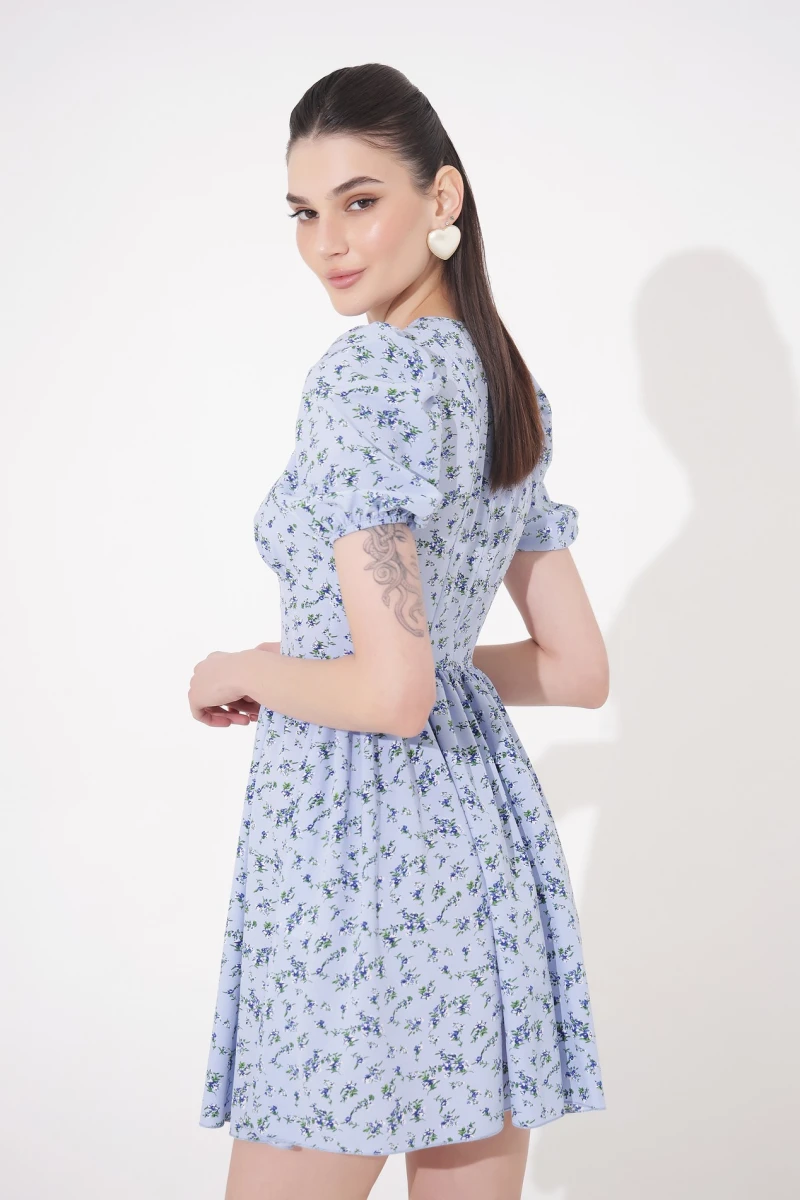 Mini dress with floral print on blue