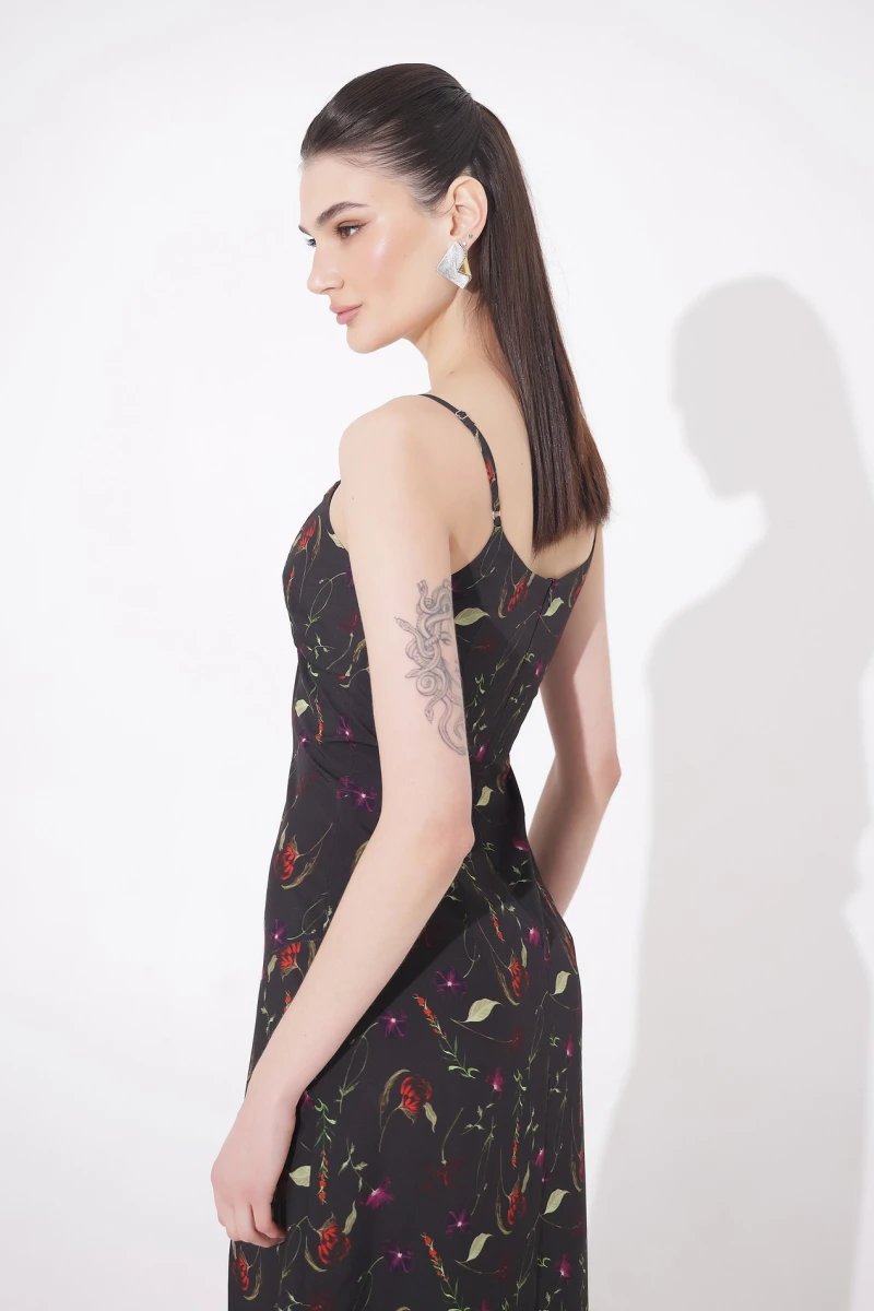 Midi slip dress  print on black
