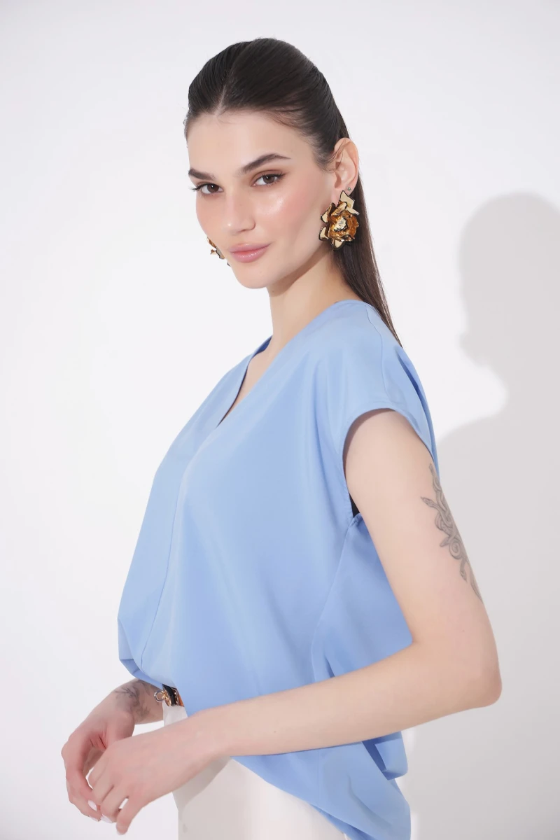 Light blue short-sleeved blouse