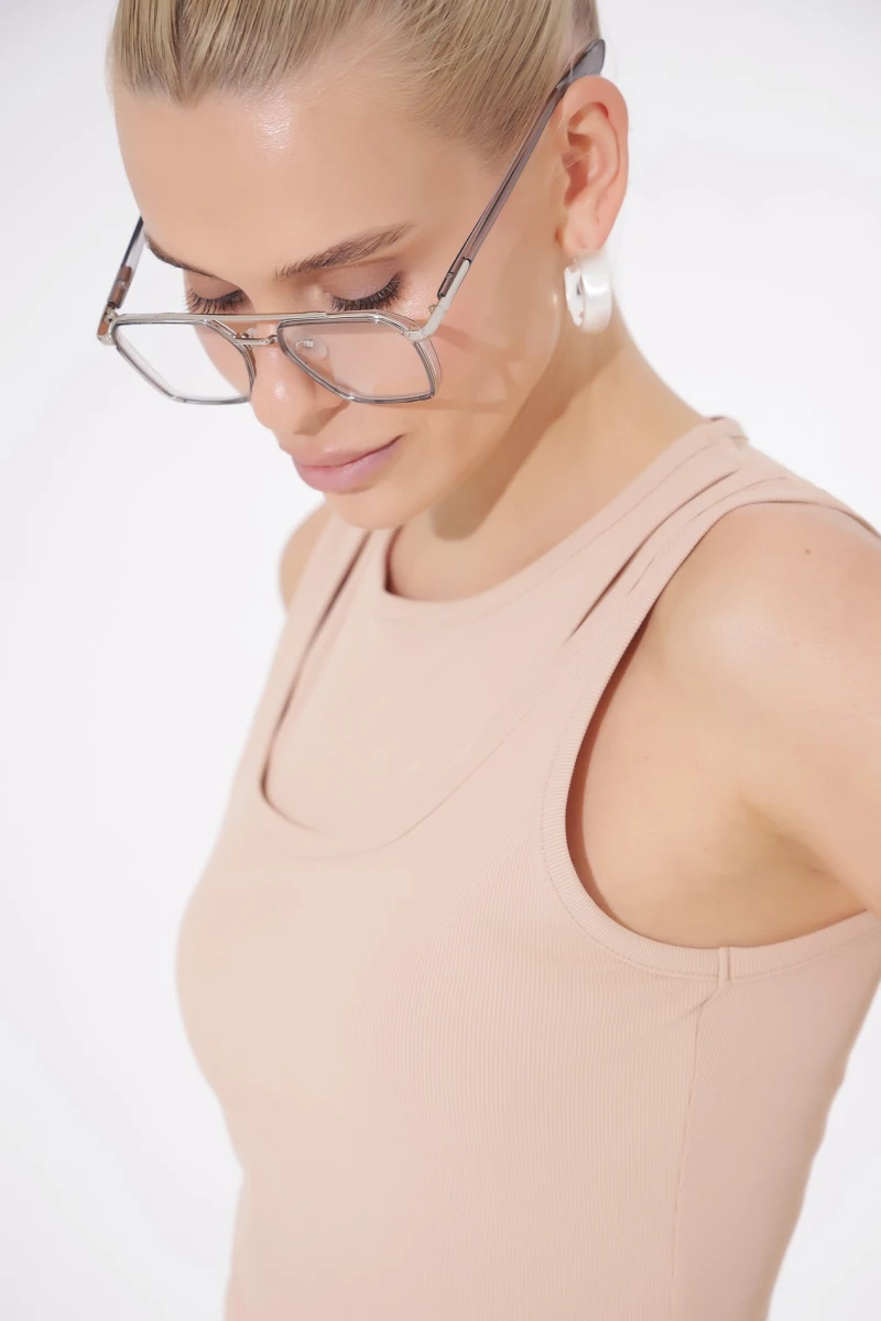 Beige with double straps T-shirt 