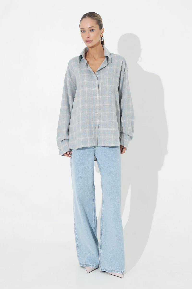 Light gray oversize shirt