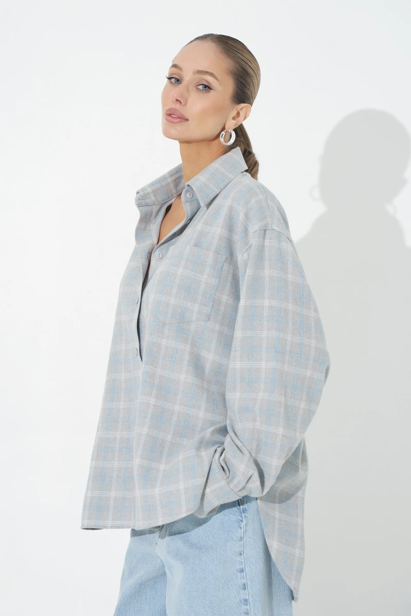 Light gray oversize shirt