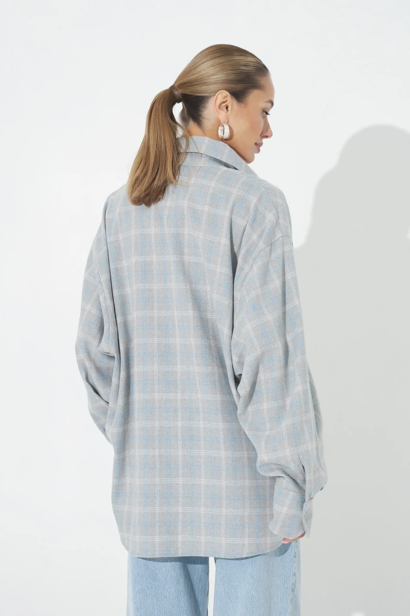 Light gray oversize shirt