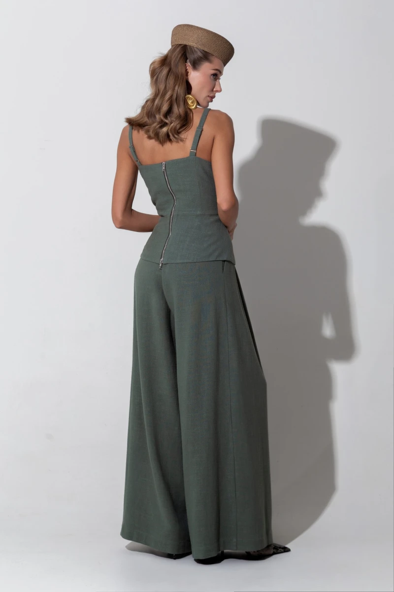 Top with thin straps made of khaki linen
