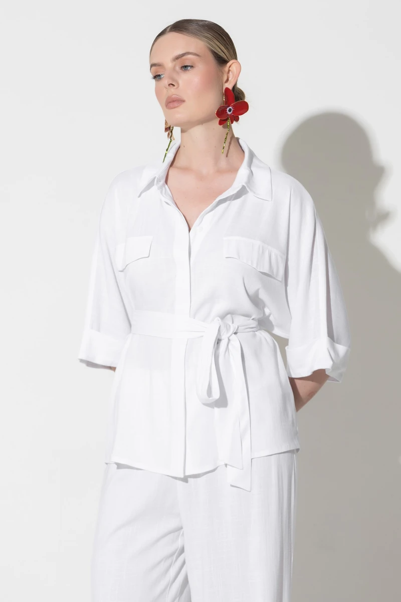 Suit white