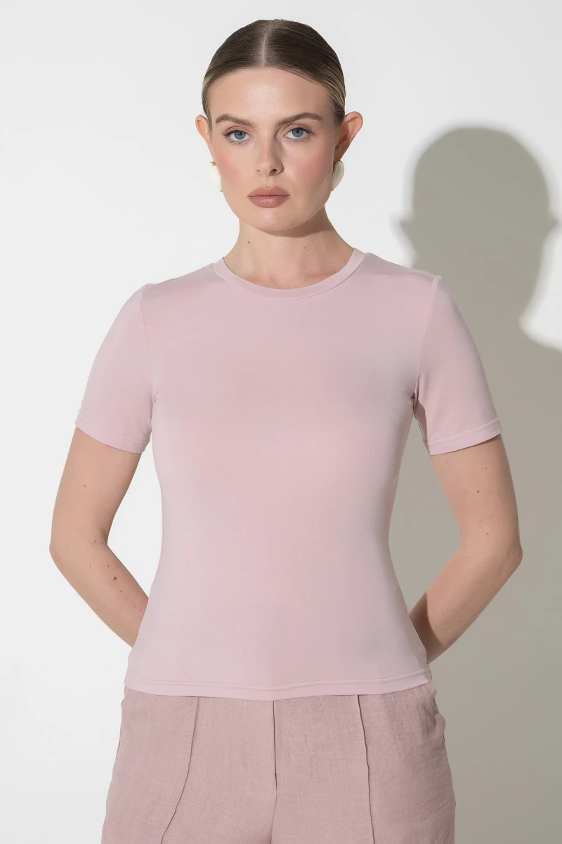 Powdery knit T-shirt