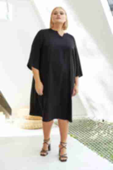 Сукня з V-подібним вирізом зі штапелю чорна великий розмір