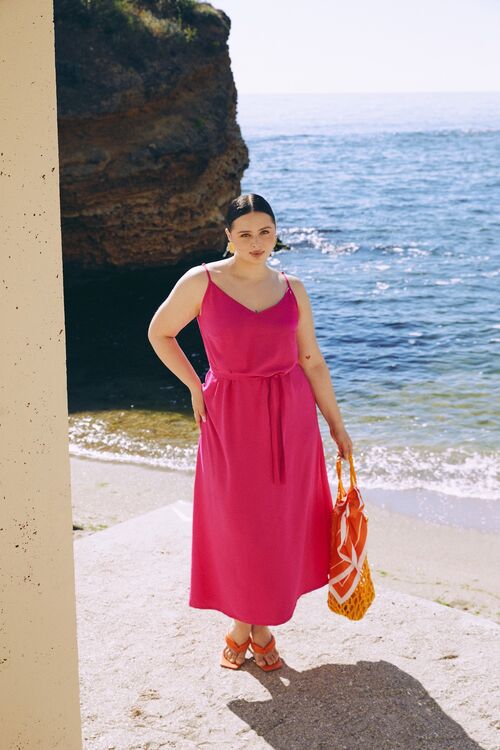 Crimson midaxi slip dress made of crushed viscose plus size