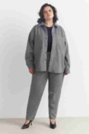 Tight-fitting shirt and trousers suit herringbone gray on black knit plus size