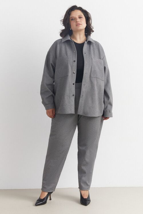 Tight-fitting shirt and trousers suit herringbone gray on black knit plus size