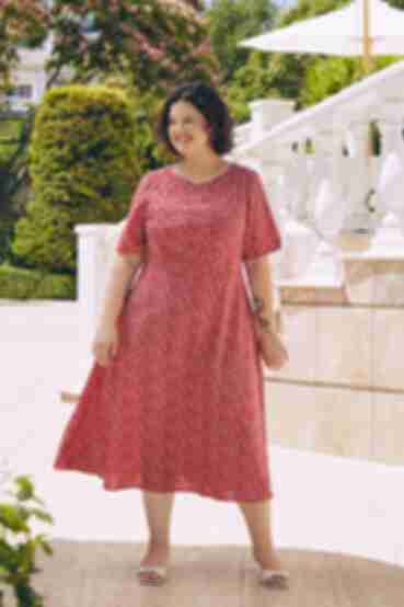 Платье с юбкой трапеция миди софт мелкоцвет на красном большой размер