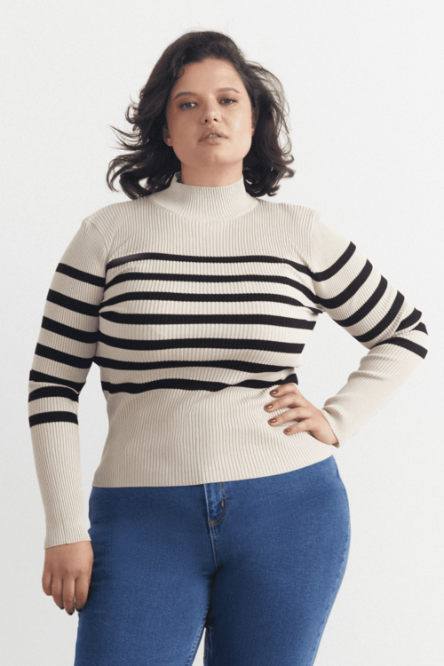 The golf is knitted black stripe on beige plus size