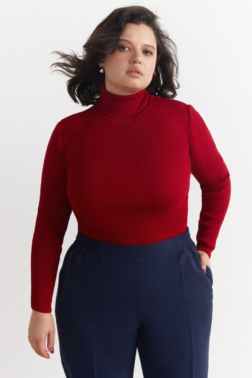 The golf is knitted in red plus size