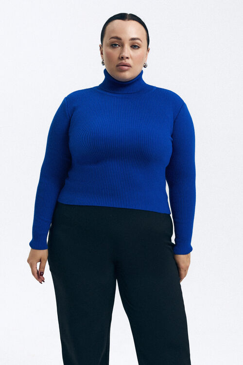 The golf is knitted in blue plus size