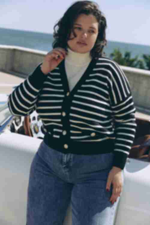 Cardigan knitted cropped milk stripe on black plus size