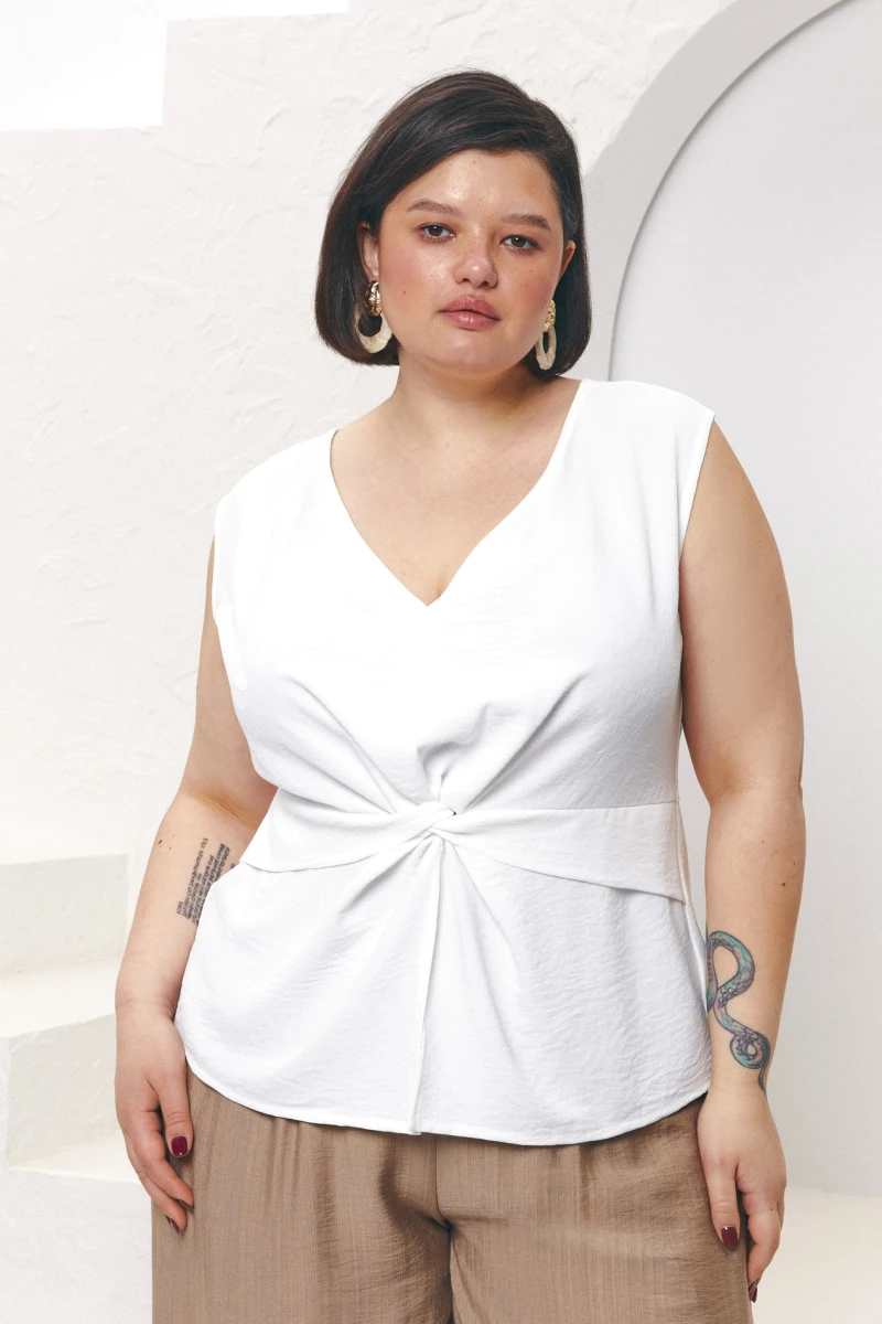 Draped viscose jacquard top in milk color plus size 