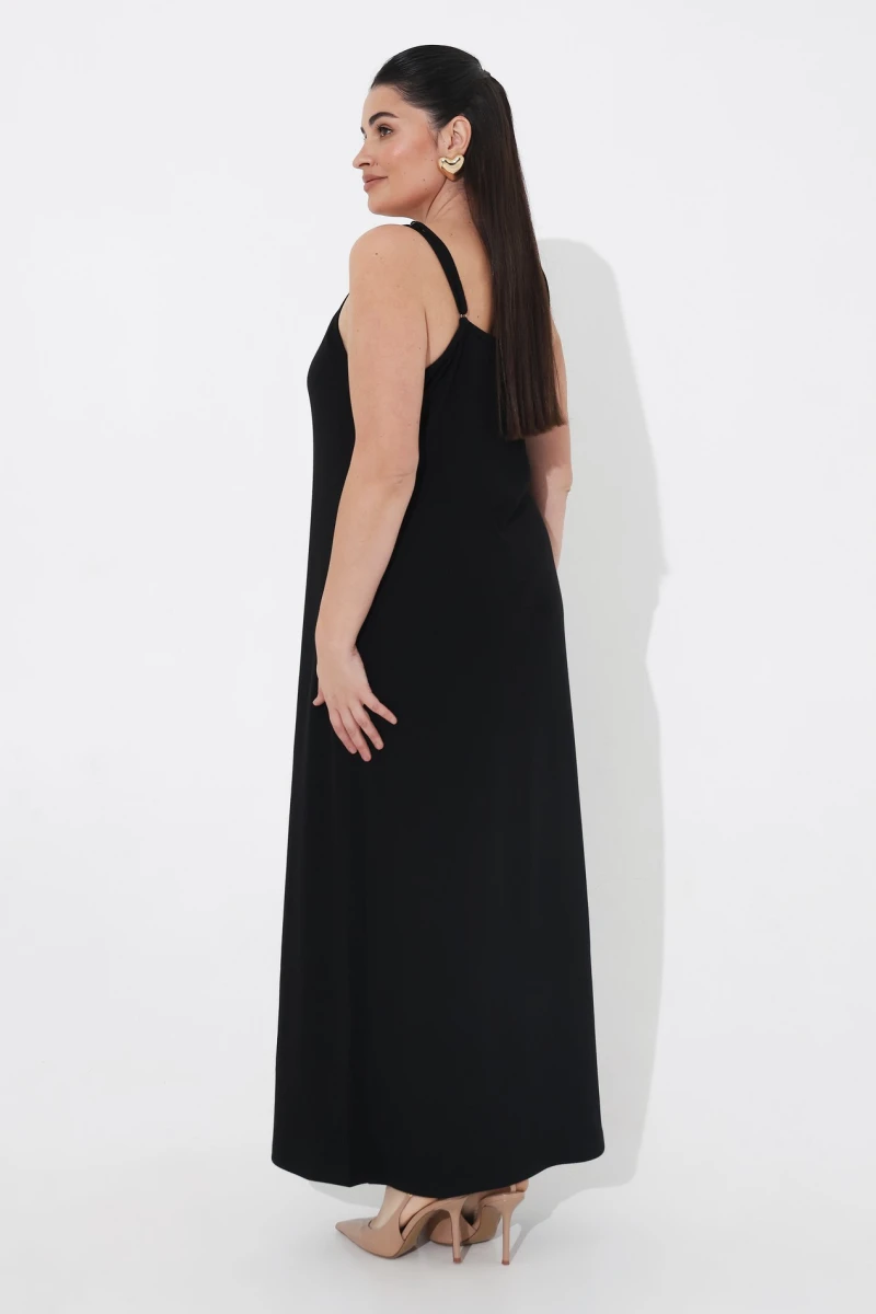 Maxi dress black plus size