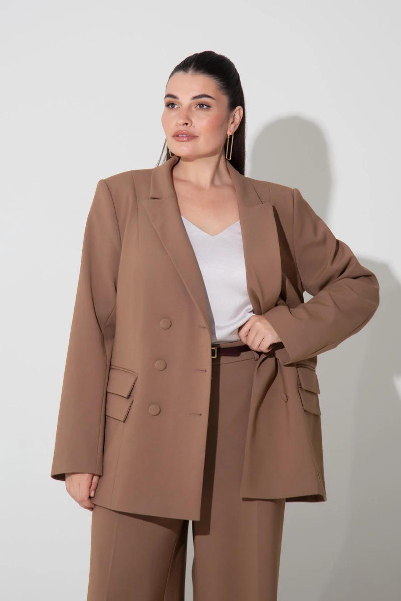 Caramel fitted jacket for women