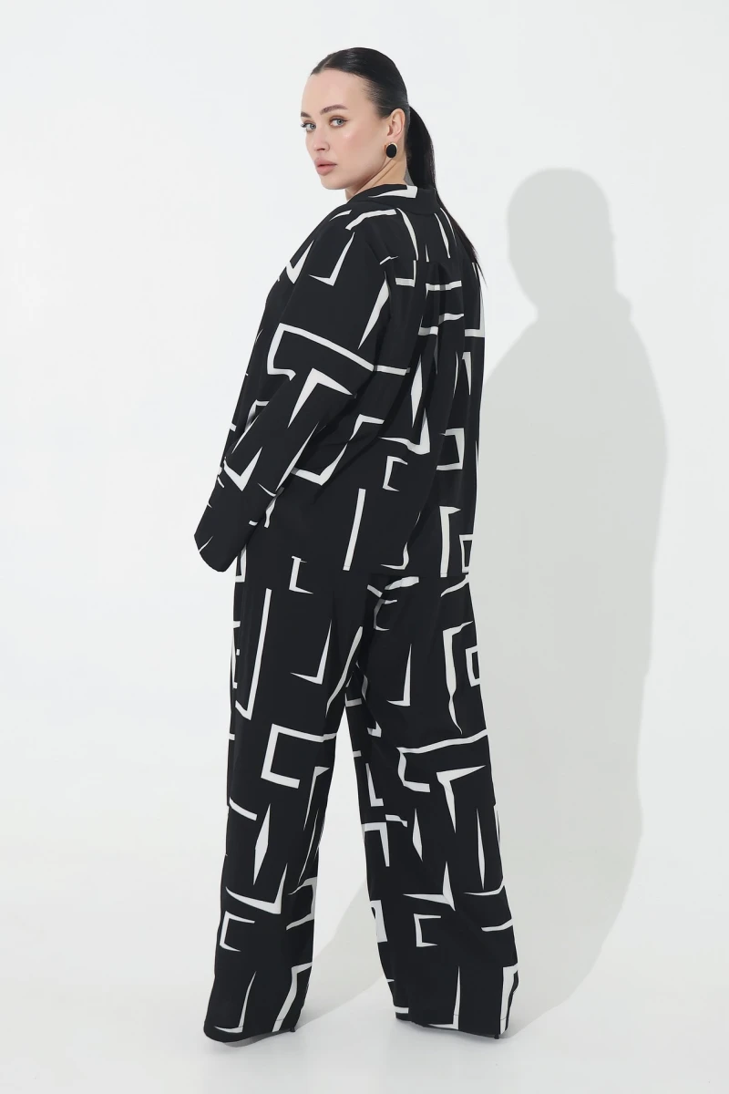 Milk print suit on black plus size