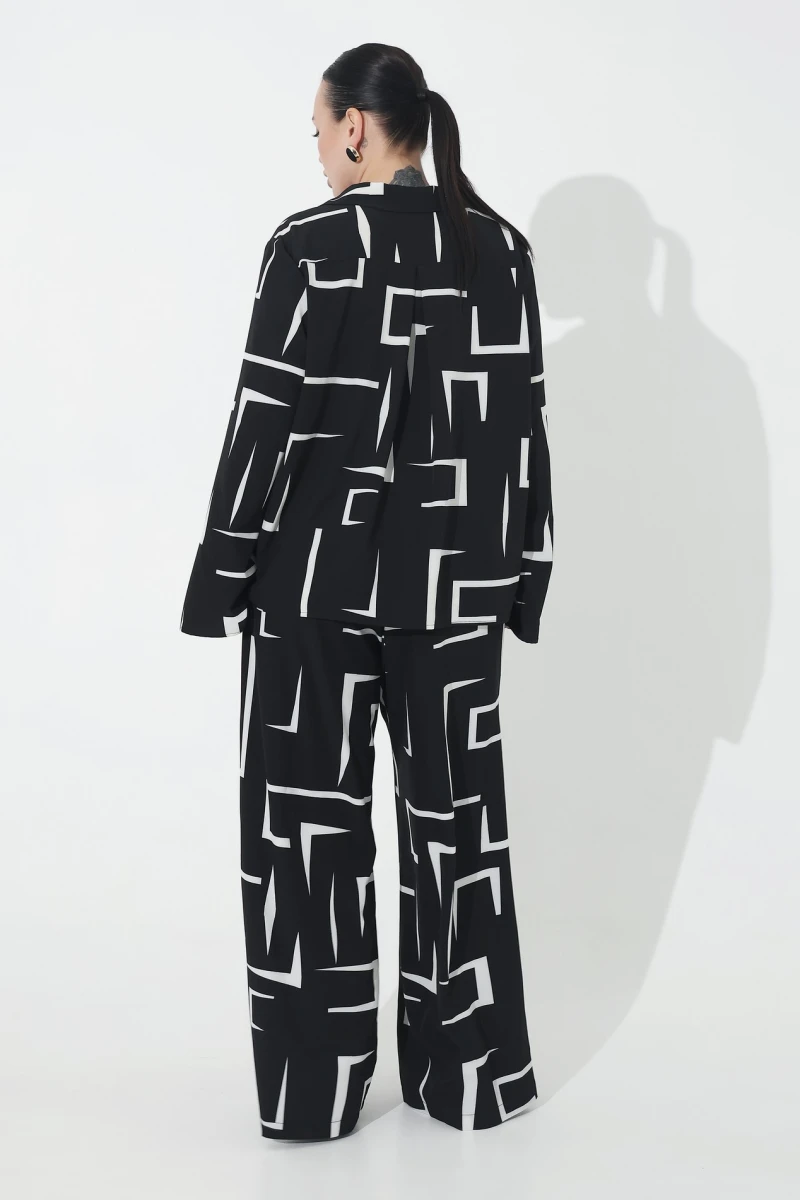 Milk print suit on black plus size