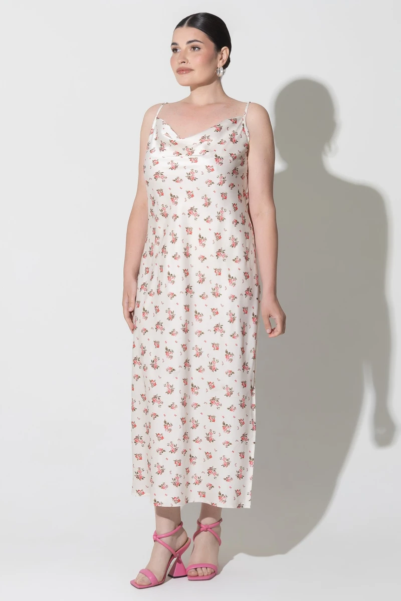 Pink roses on milky combination dress plus size