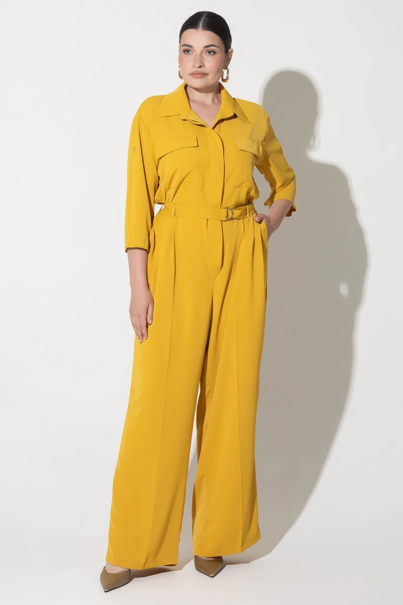 Mustard short-sleeve jumpsuit plus size