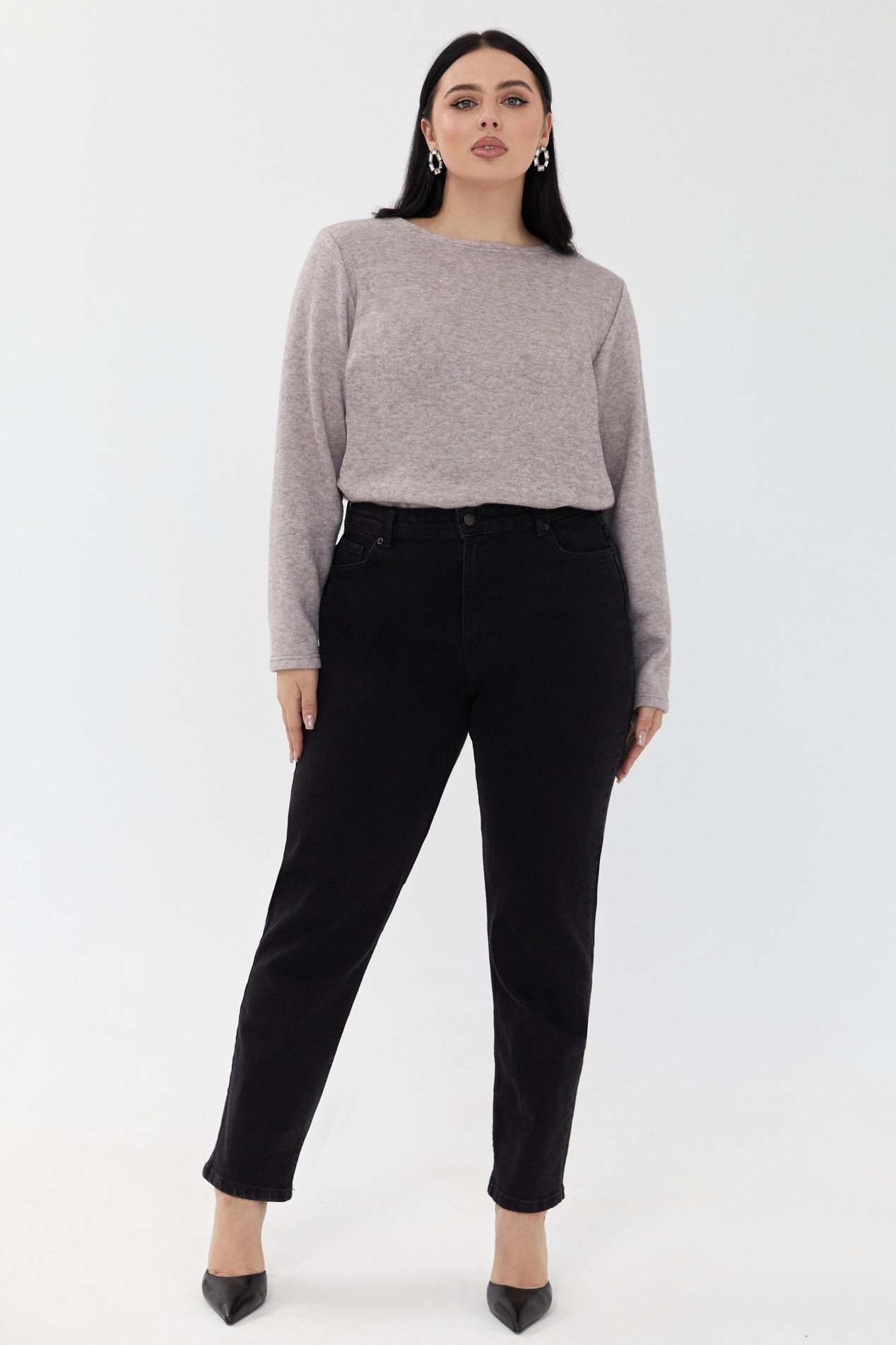 PLUS SIZE CLOTHING TRENDS - EXAMPLES OF A STYLISH LOOK - VOVK BLOG